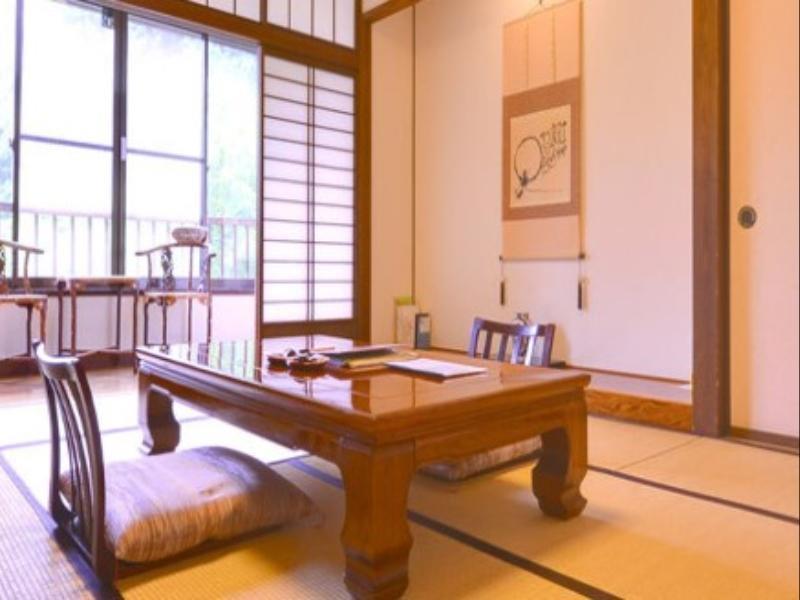 汤泽町 贝挂温泉旅馆酒店 外观 照片